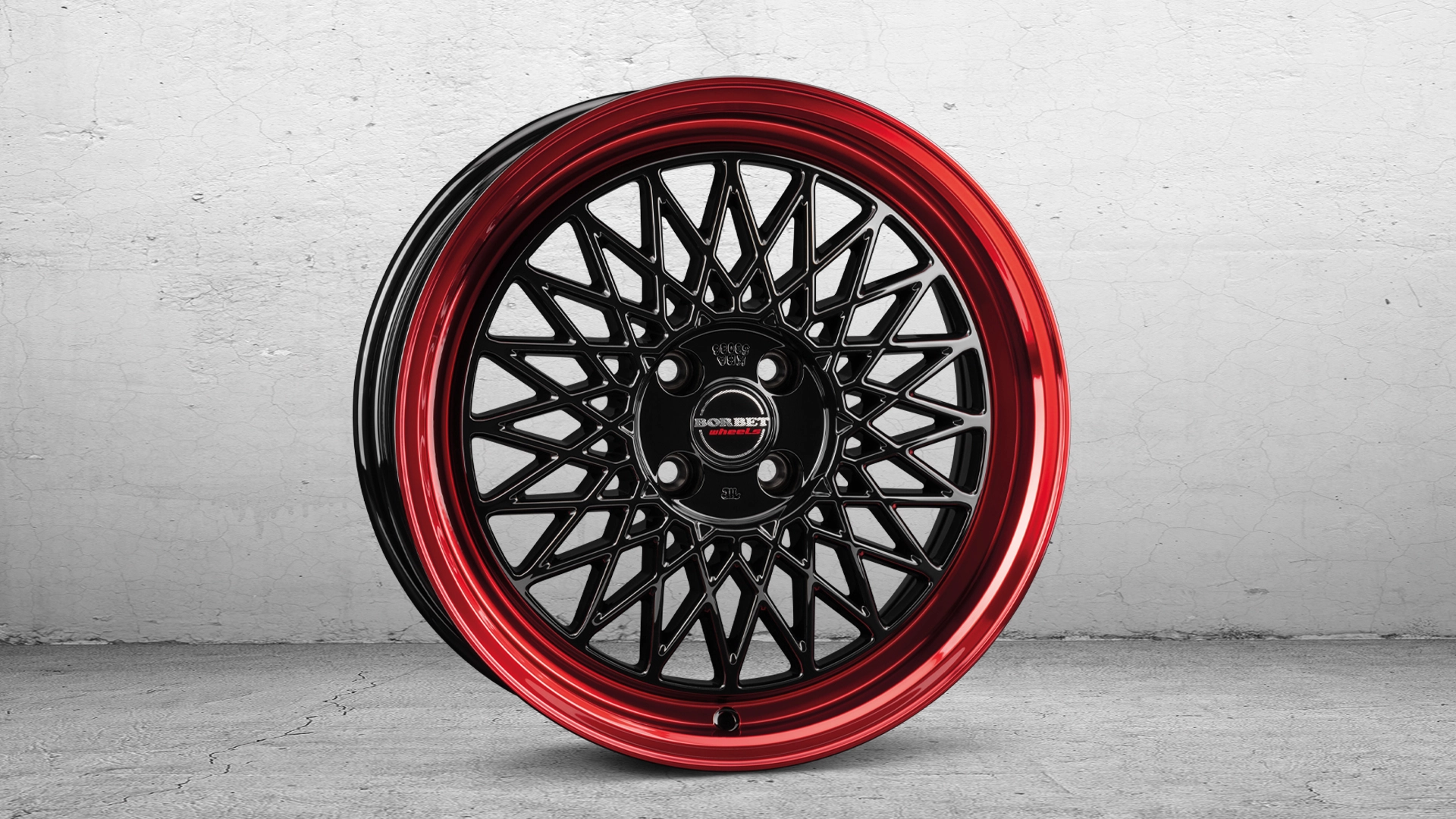 BORBET B black rim red. 4L